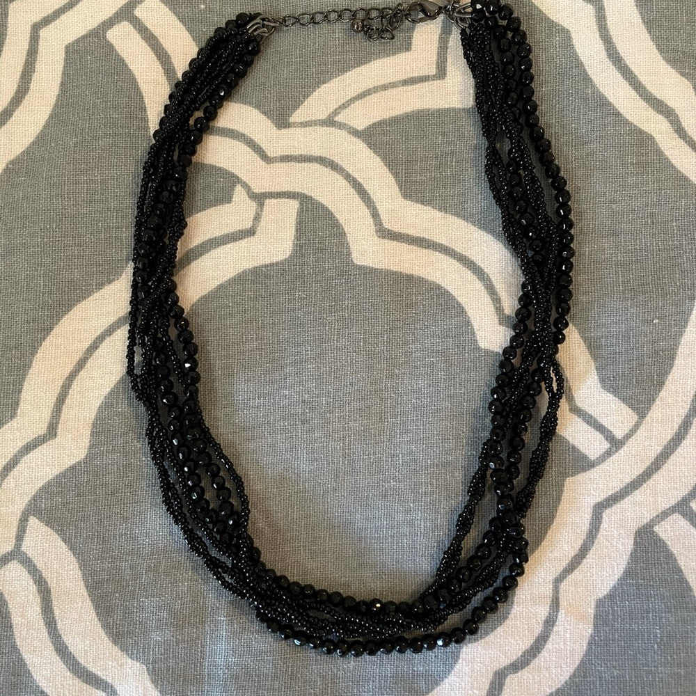 White House black market necklace